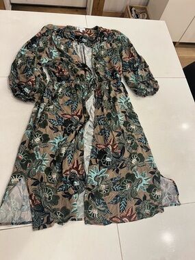 Evereve Long Mindy Wrap Too Size XS/S Botantical Print Boho Bishop Sleeve